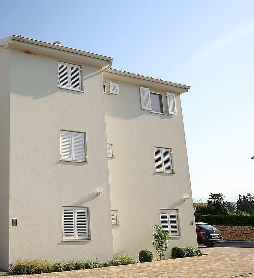 Apartment Porpo Malinska Ngoại thất bức ảnh